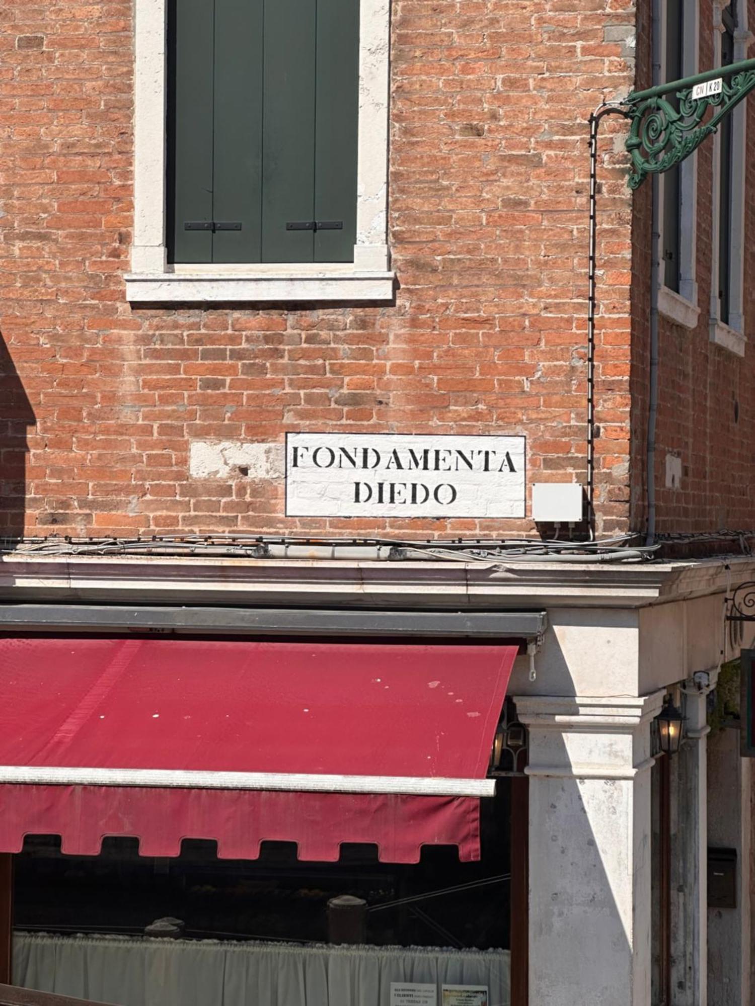 Mhh 2391 Venice